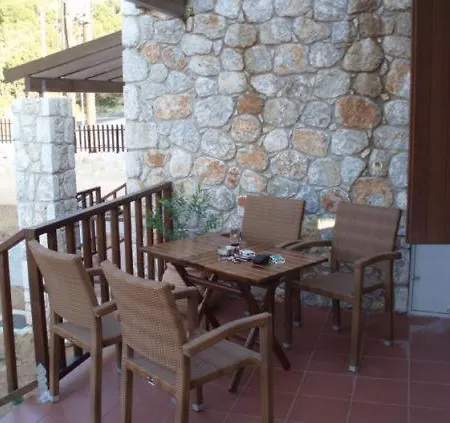 Samaria Village Omalós